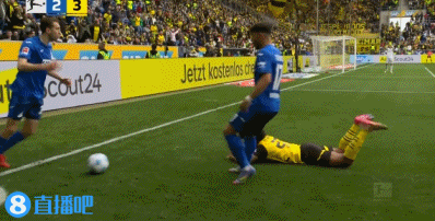 霍村主帅：多特绝杀前先踹到了门将头部，裁判没吹停比赛很可耻